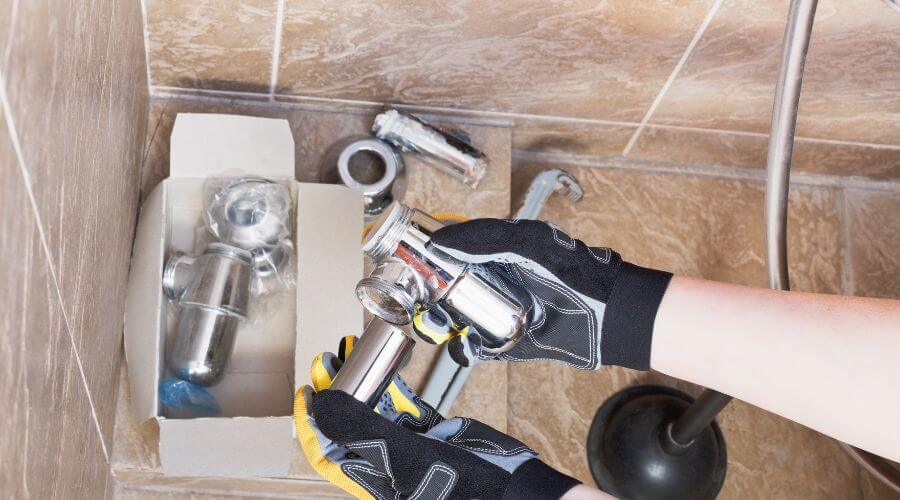 Professional gutter cleaning in Weaverville, NC